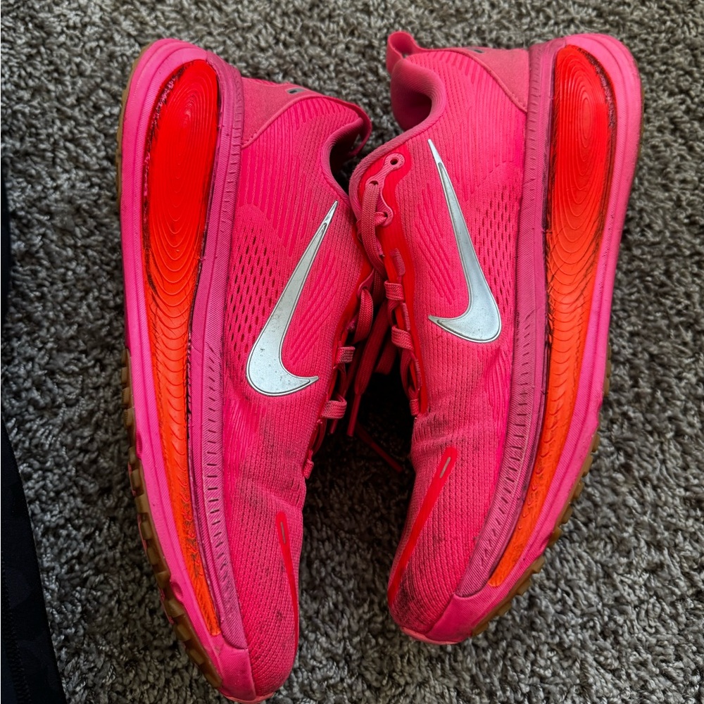 Nike Vomero 18